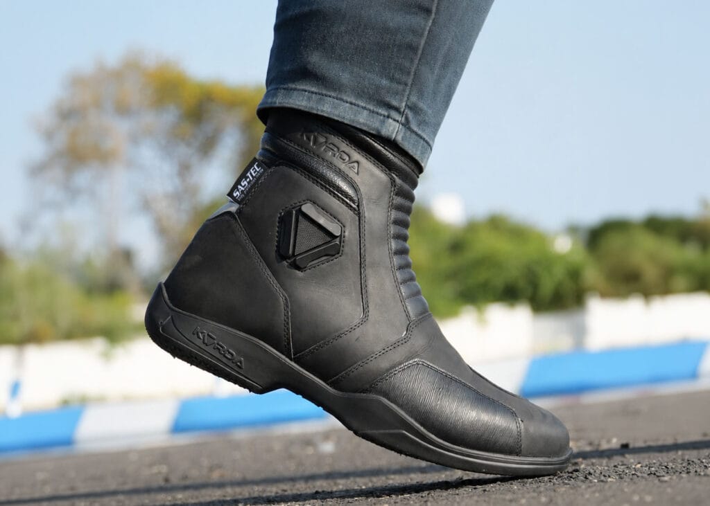 Destination Moto Korda Tourmaster High Riding Boots SasTec